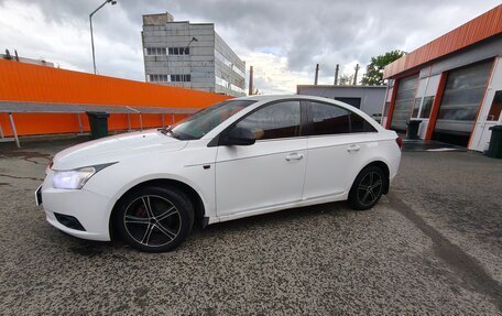 Chevrolet Cruze II, 2012 год, 615 000 рублей, 2 фотография