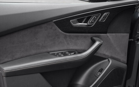 Audi Q8 I, 2019 год, 6 199 000 рублей, 27 фотография