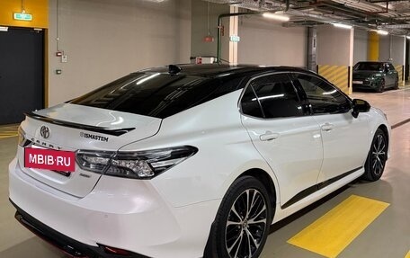 Toyota Camry, 2021 год, 3 200 000 рублей, 3 фотография