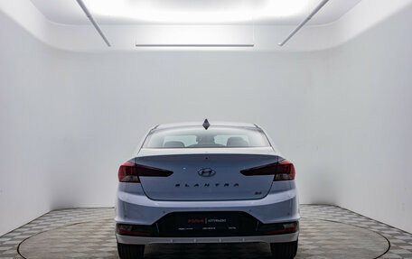 Hyundai Elantra VI рестайлинг, 2019 год, 1 860 000 рублей, 7 фотография