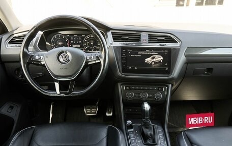 Volkswagen Tiguan II, 2017 год, 3 050 000 рублей, 8 фотография