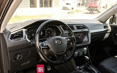 Volkswagen Tiguan II, 2017 год, 3 050 000 рублей, 5 фотография