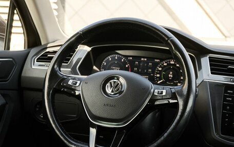Volkswagen Tiguan II, 2017 год, 3 050 000 рублей, 14 фотография