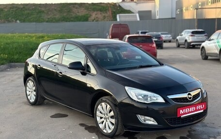 Opel Astra J, 2011 год, 585 000 рублей, 7 фотография