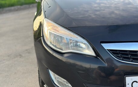 Opel Astra J, 2011 год, 585 000 рублей, 20 фотография