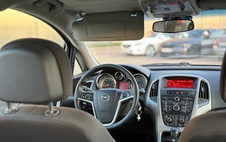Opel Astra J, 2011 год, 585 000 рублей, 24 фотография