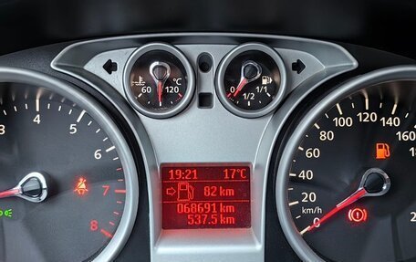 Ford Focus II рестайлинг, 2011 год, 1 050 000 рублей, 18 фотография