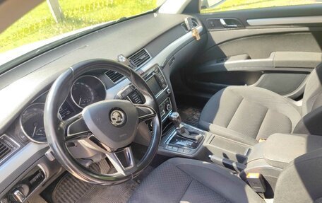Skoda Superb III рестайлинг, 2013 год, 921 000 рублей, 10 фотография