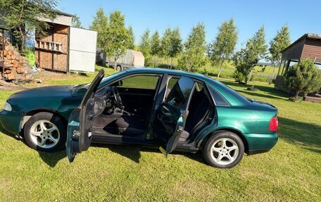 Audi A4, 1995 год, 199 999 рублей, 7 фотография