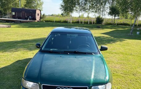 Audi A4, 1995 год, 199 999 рублей, 3 фотография