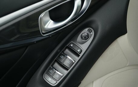Infiniti Q50 I рестайлинг, 2014 год, 1 658 088 рублей, 15 фотография