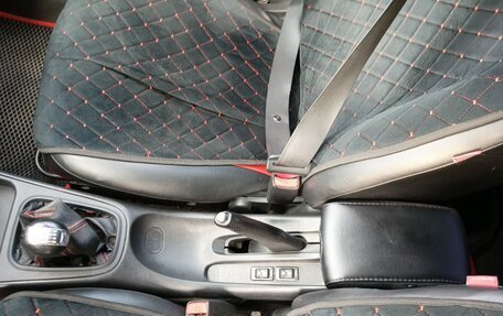 Nissan Almera, 2004 год, 600 000 рублей, 10 фотография