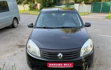Renault Sandero I, 2010 год, 420 000 рублей, 2 фотография