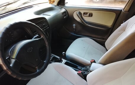 Nissan Primera II рестайлинг, 1994 год, 50 000 рублей, 9 фотография