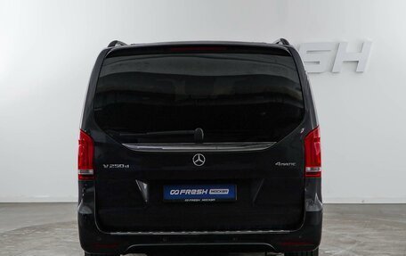 Mercedes-Benz V-Класс, 2019 год, 4 389 999 рублей, 4 фотография