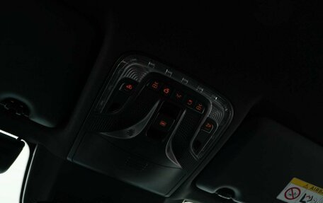 Mercedes-Benz V-Класс, 2019 год, 4 389 999 рублей, 15 фотография