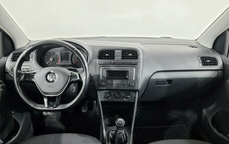 Volkswagen Polo VI (EU Market), 2017 год, 1 080 000 рублей, 5 фотография