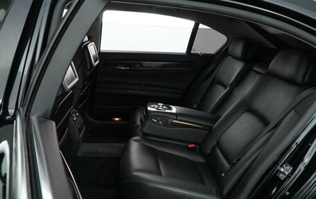 BMW 7 серия, 2010 год, 1 899 077 рублей, 9 фотография