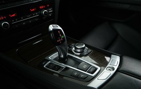 BMW 7 серия, 2010 год, 1 899 077 рублей, 19 фотография