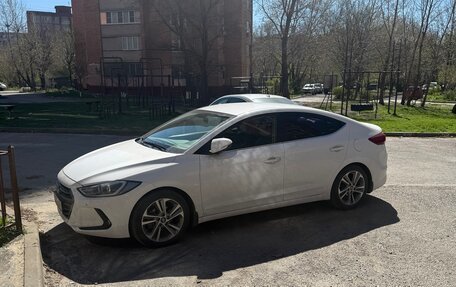 Hyundai Elantra VI рестайлинг, 2018 год, 1 550 000 рублей, 5 фотография
