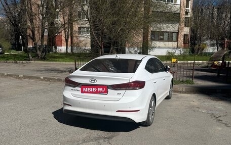 Hyundai Elantra VI рестайлинг, 2018 год, 1 550 000 рублей, 4 фотография
