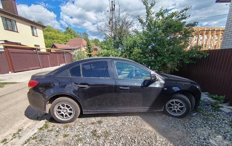 Chevrolet Cruze II, 2010 год, 450 000 рублей, 3 фотография