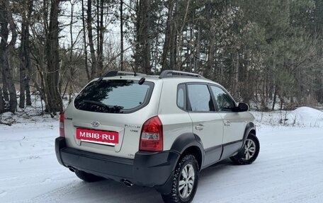 Hyundai Tucson III, 2008 год, 860 000 рублей, 19 фотография