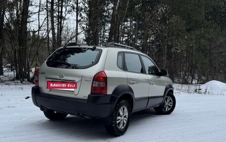 Hyundai Tucson III, 2008 год, 860 000 рублей, 21 фотография