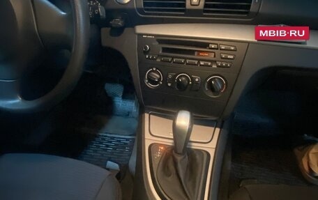 BMW 1 серия, 2009 год, 980 000 рублей, 15 фотография