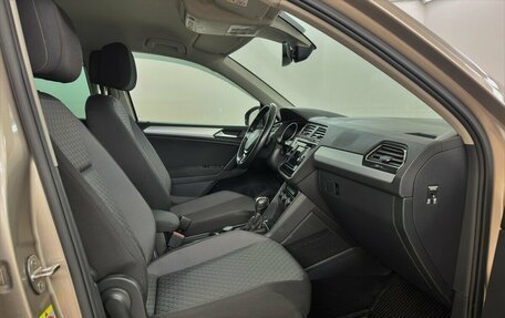 Volkswagen Tiguan II, 2018 год, 2 250 000 рублей, 11 фотография