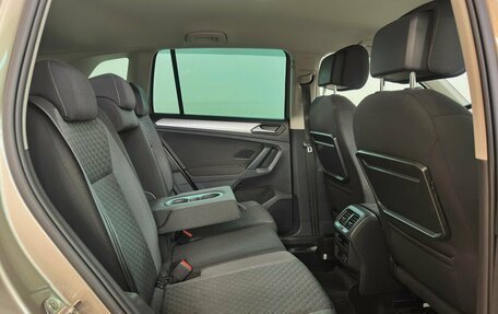 Volkswagen Tiguan II, 2018 год, 2 250 000 рублей, 12 фотография