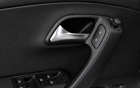 Volkswagen Polo VI (EU Market), 2019 год, 1 000 000 рублей, 10 фотография