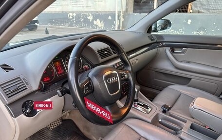 Audi A4, 2004 год, 470 000 рублей, 24 фотография