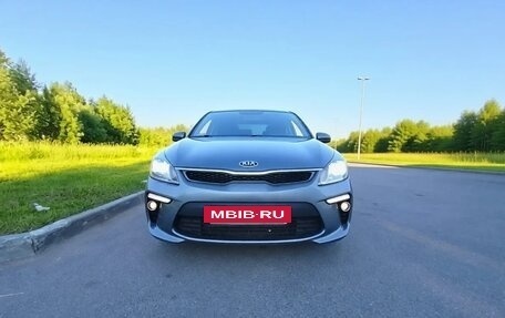 KIA Rio IV, 2018 год, 1 420 000 рублей, 2 фотография