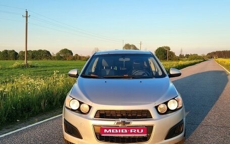 Chevrolet Aveo III, 2012 год, 450 000 рублей, 1 фотография