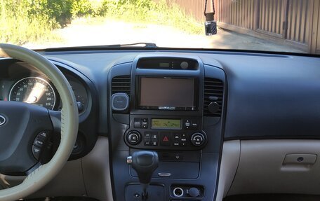 KIA Carnival III, 2009 год, 950 000 рублей, 9 фотография