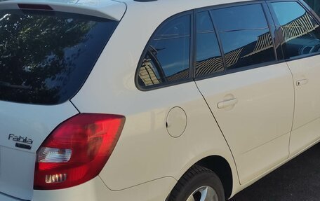 Skoda Fabia II, 2008 год, 410 000 рублей, 3 фотография