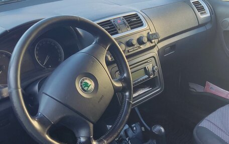 Skoda Fabia II, 2008 год, 410 000 рублей, 10 фотография
