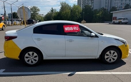KIA Rio IV, 2020 год, 839 000 рублей, 6 фотография