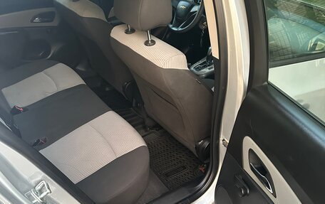 Chevrolet Cruze II, 2012 год, 590 000 рублей, 8 фотография