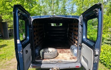 Renault Trafic, 2002 год, 649 999 рублей, 11 фотография