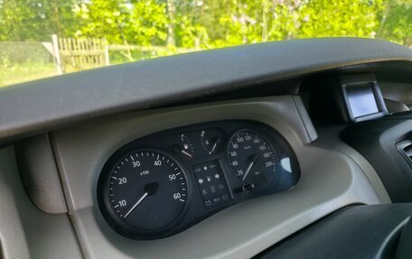 Renault Trafic, 2002 год, 649 999 рублей, 20 фотография