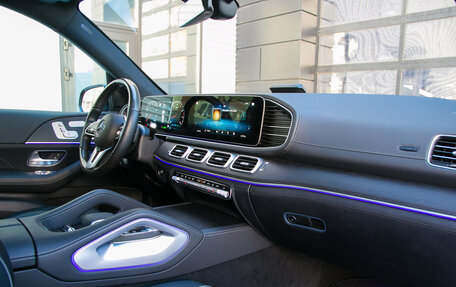 Mercedes-Benz GLS, 2022 год, 14 000 000 рублей, 34 фотография