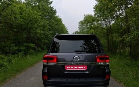 Toyota Land Cruiser 200, 2020 год, 9 300 000 рублей, 6 фотография