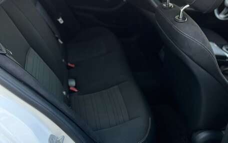 Mercedes-Benz C-Класс, 2015 год, 1 390 000 рублей, 16 фотография