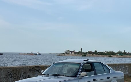 BMW 5 серия, 1989 год, 339 000 рублей, 2 фотография