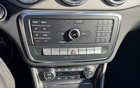 Mercedes-Benz CLA, 2018 год, 2 150 000 рублей, 13 фотография