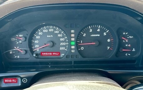 Toyota Land Cruiser 100 рестайлинг 2, 1999 год, 899 000 рублей, 8 фотография