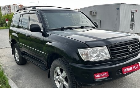 Toyota Land Cruiser 100 рестайлинг 2, 1999 год, 899 000 рублей, 1 фотография