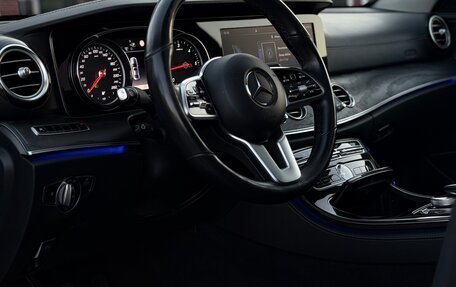 Mercedes-Benz E-Класс, 2019 год, 2 650 000 рублей, 13 фотография